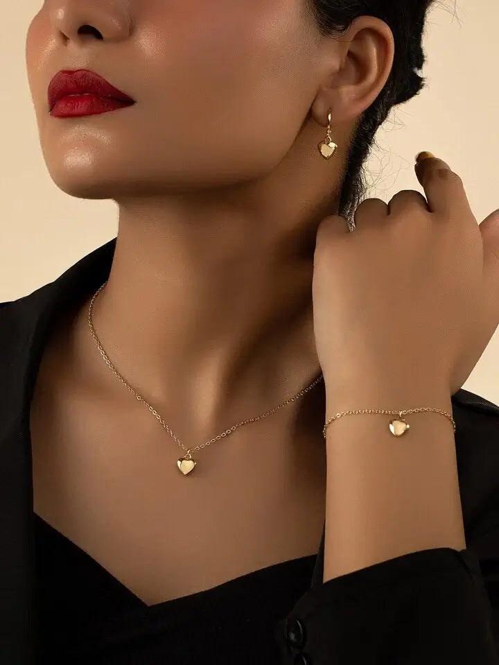 The Art of Elegance: Unveiling the Captivating World of Simple Jewelry