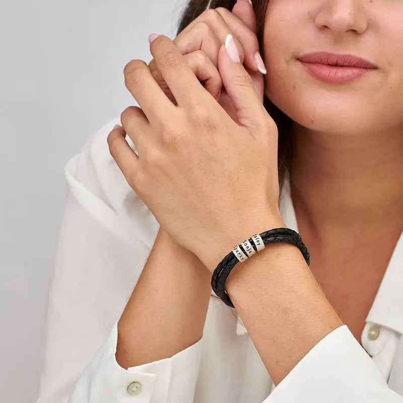 How to Style Bracelets for Every Occasion: A Fashionista’s Guide