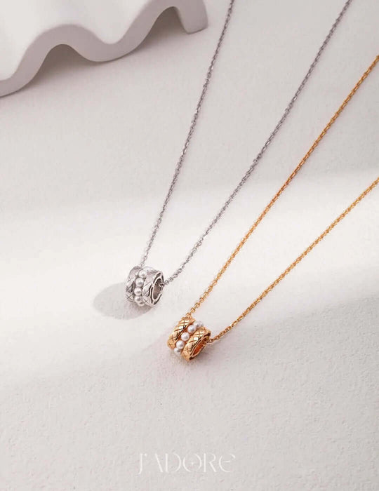 Harper's Pearl Wheel Necklace - J’Adore Jewelry